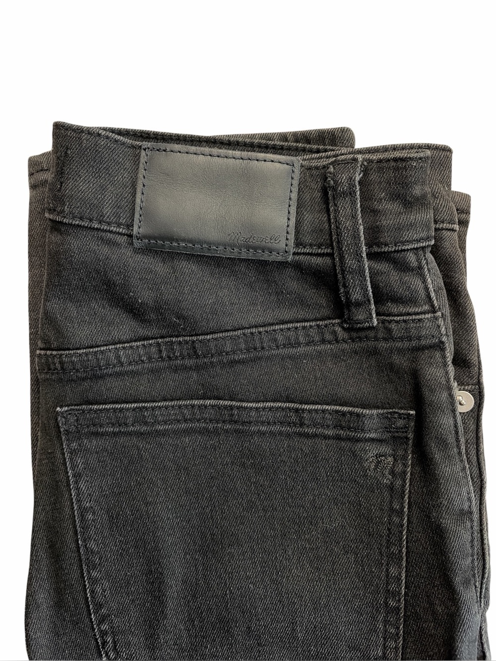 Madewell Classic Straight Jean in Lunar Wash Size 24
